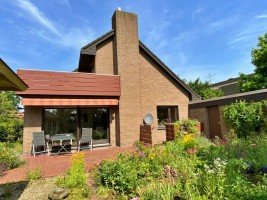 Hauptbild Hochwertig ausgestattetes Einfamilienhaus in zentraler, aber trotzdem ruhiger Lage!